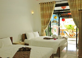 green island hoian villa