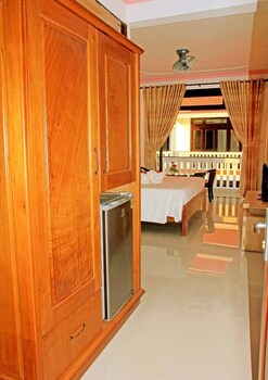 green island hoian villa