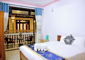 green island hoian villa