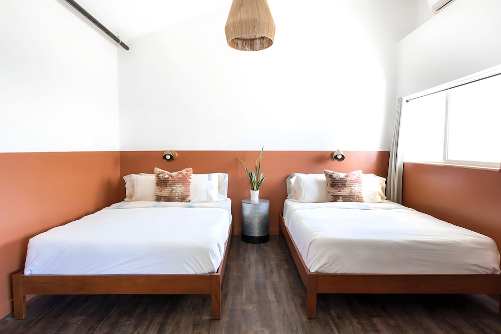 mellow moon lodge