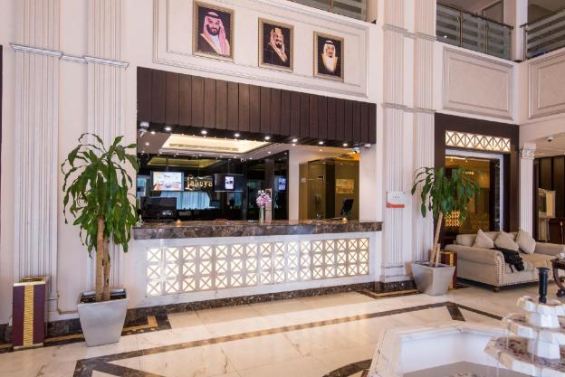 lahoya hotel and suites