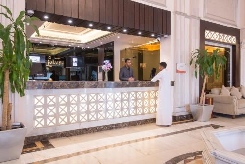 lahoya hotel and suites