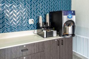 studio 6 mesquite tx dallas