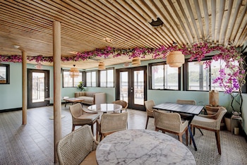 beachwalk at sea bright