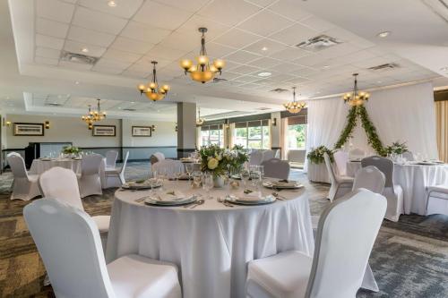Best Western Plus Chocolate Lake Hotel,Halifax>>Dartmouth,4 star