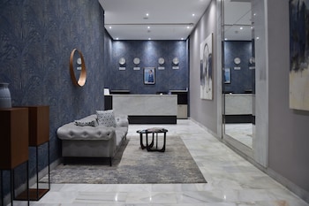 suites hotel le yacht