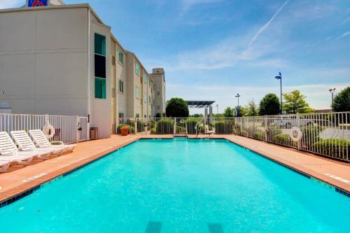 motel 6 el reno ok