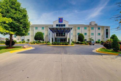 Motel 6 El Reno, Ok,El Reno>>Canadian,2 star
