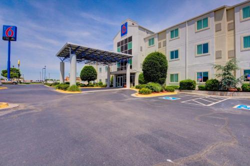 Motel 6 El Reno, Ok,El Reno>>Canadian,2 star