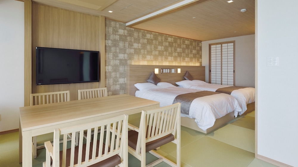 kamogawa grand hotel