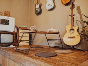 trip base coconeel hostel