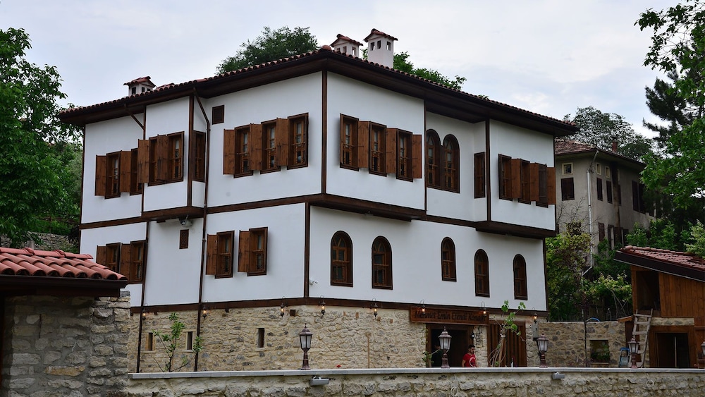 mehmet emin efendi konagi