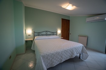 oikos rooms