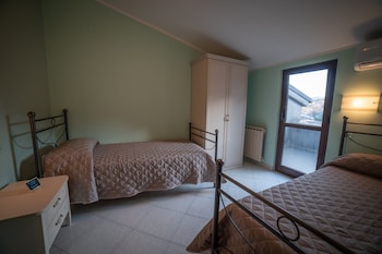 oikos rooms
