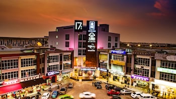 hako hotel mount austin