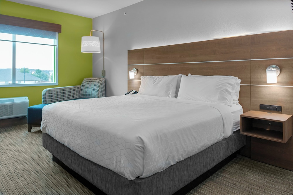 holiday inn express and suites leander an ihg hotel