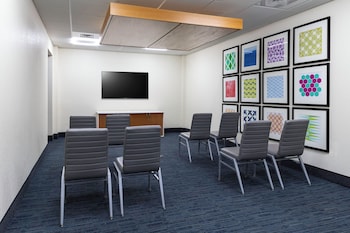 holiday inn express and suites leander an ihg hotel