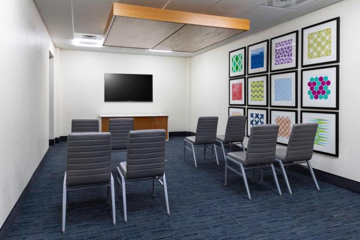 holiday inn express and suites leander an ihg hotel