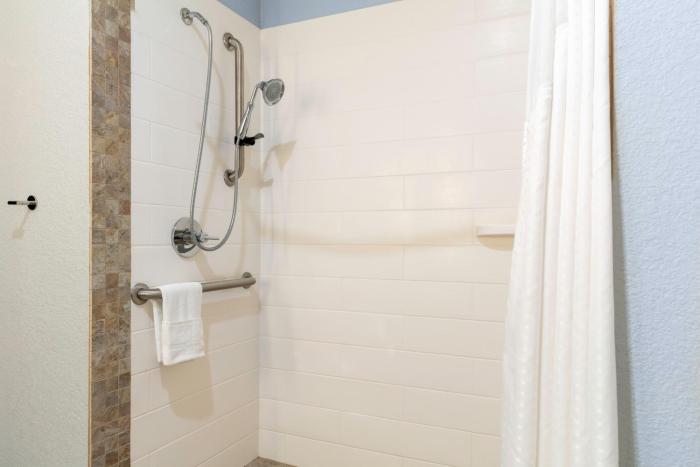 holiday inn express and suites leander an ihg hotel