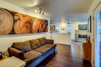 innhale cannabis friendly bandb adults only