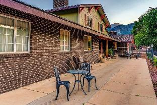 innhale cannabis friendly bandb adults only