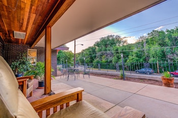 innhale cannabis friendly bandb adults only