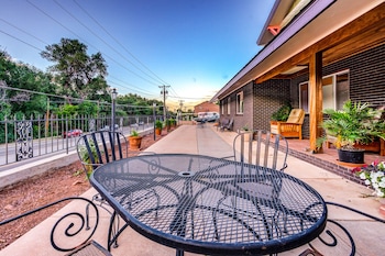 innhale cannabis friendly bandb adults only