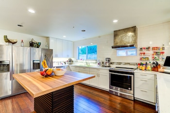 innhale cannabis friendly bandb adults only