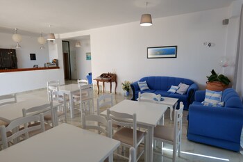 Hotel Belle Vue,Rruga Rinia Ksamil Vlore,3 star