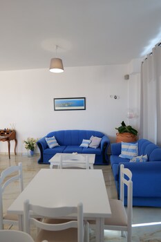 Hotel Belle Vue,Rruga Rinia Ksamil Vlore,3 star