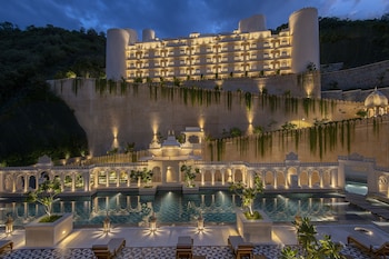 aurika udaipur luxury by lemon tree hotels