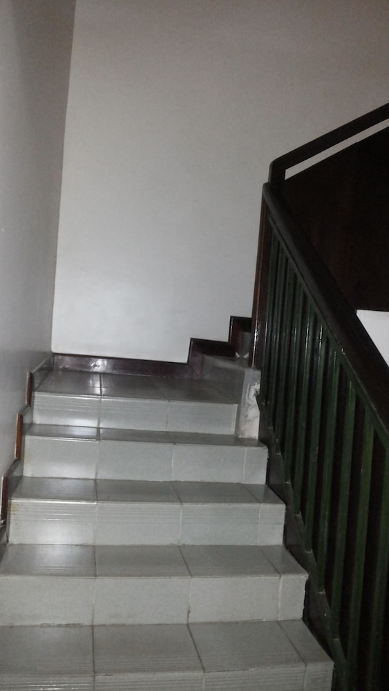 slumberland hotel