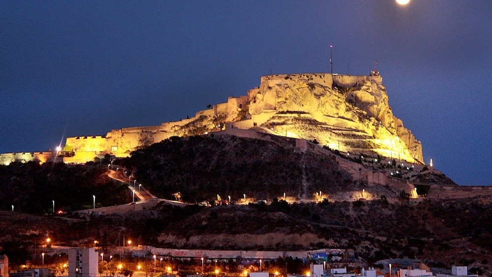 urban rooms alicante