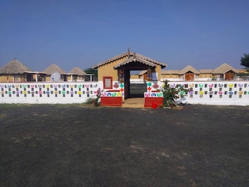 banni village stay