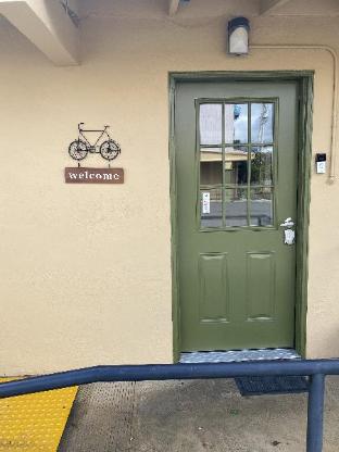 holiday motel