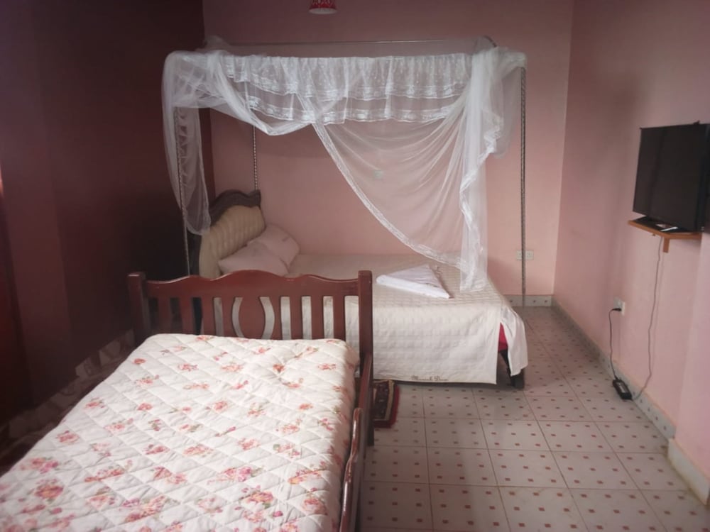 ideal hotel