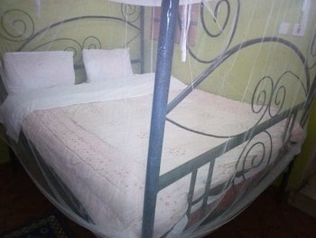 the plateau breeze hotel