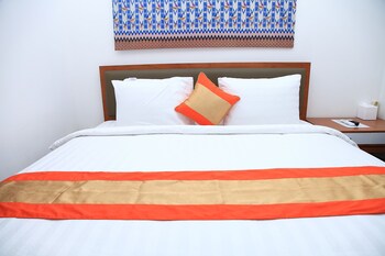 arawa travellers inn makassar hostel