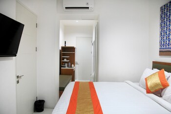 arawa travellers inn makassar hostel