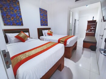 arawa travellers inn makassar hostel