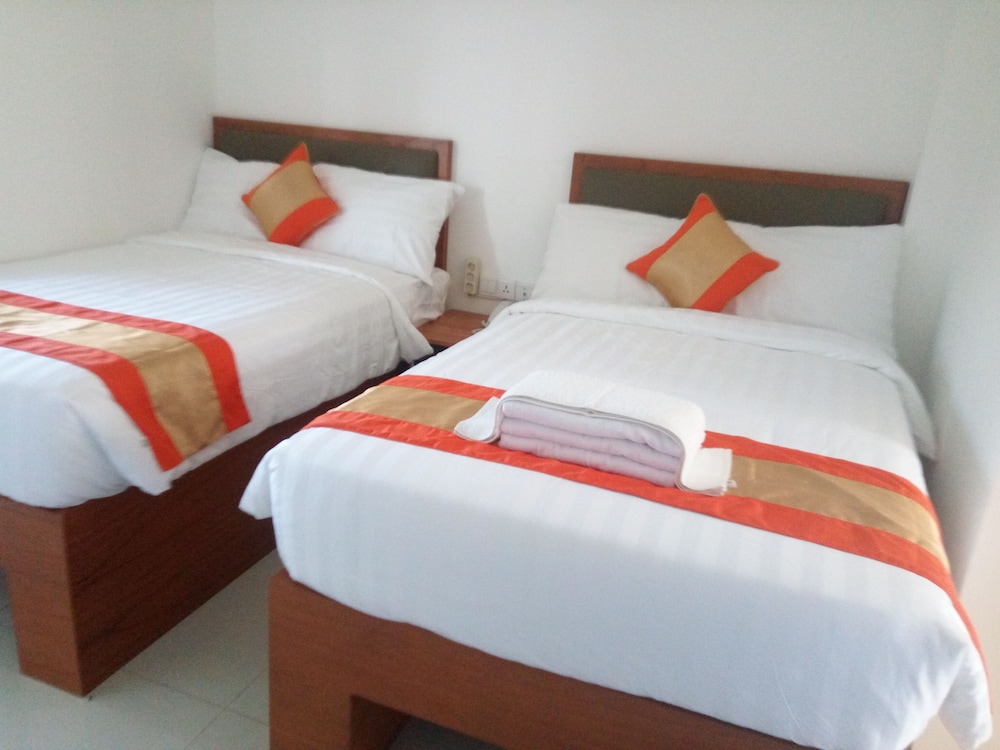 arawa travellers inn makassar hostel