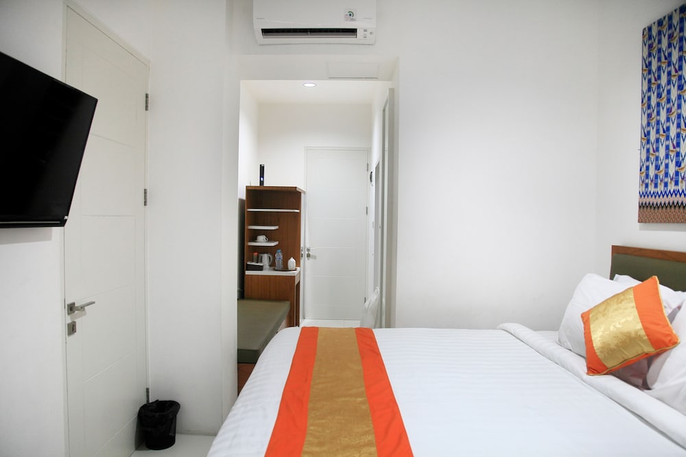 arawa travellers inn makassar hostel