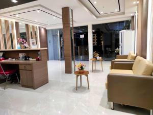 arawa travellers inn makassar hostel