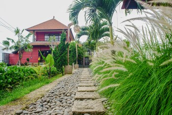 umakelod sebatu villas
