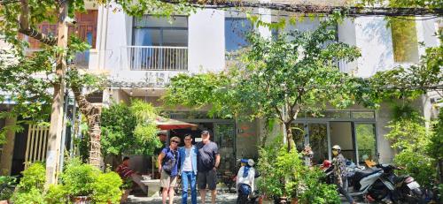 lems apartment and coffee