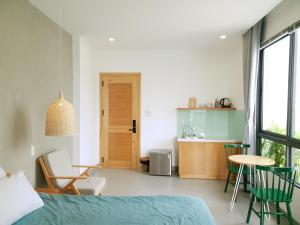 lems apartment and coffee