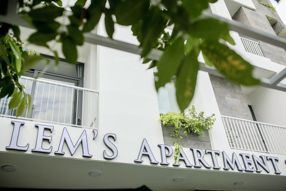 lems apartment and coffee