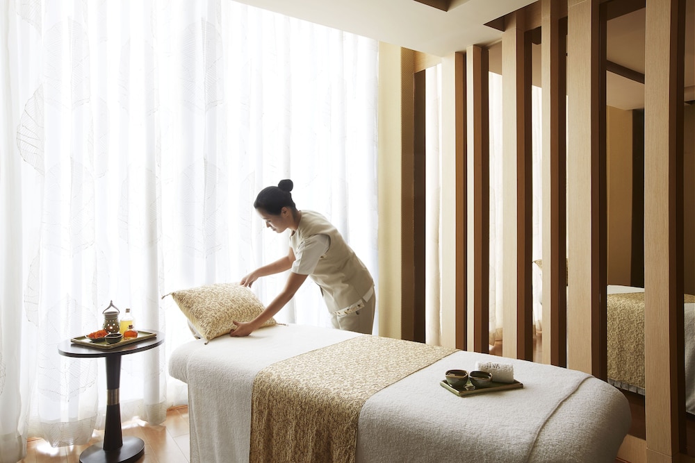 ama stays and trails cardozo house