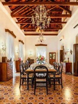 ama stays and trails cardozo house