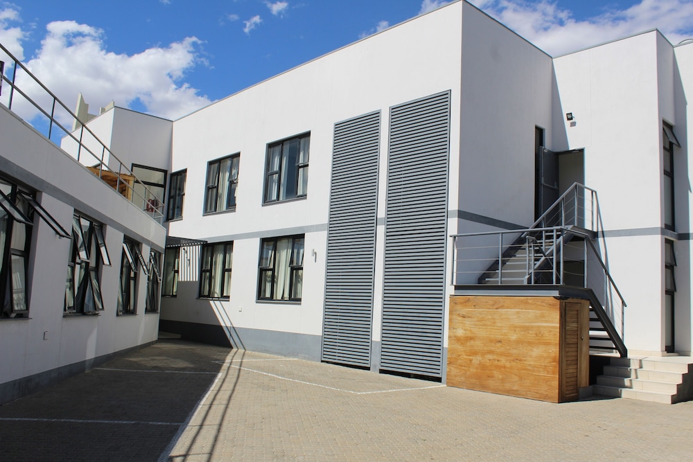 tate village hostel